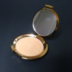 Becca Highlight and Empty Z Palette | Opal Bundle